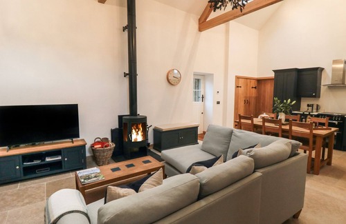 Great Fryup Dale House | OWL BARN, family friendly, character holiday cottage in Glaisdale