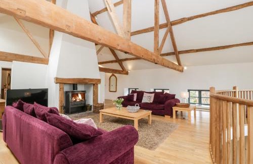 Little Cowarne House | Owl Barn