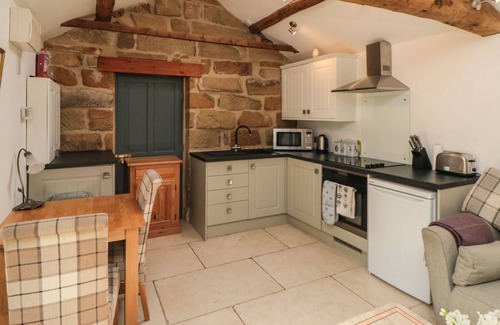 Easterside Cottage | OWL COTTAGE, pet friendly, character holiday cottage in Helmsley
