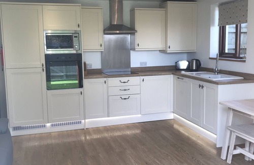 St Teath Cottage | Owls Roost modern barn conversion. 2 en suites.Nr Tintagel, Padstow,Bude &beach.