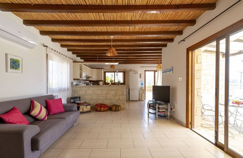 Peyia Town Villa | 'Owls Watch Villa' - A Stone Built Villa that sleeps 6 guests in 3 bedrooms