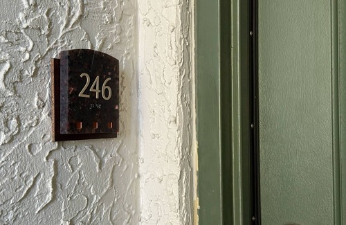 Pigeon Forge Condo | Owner Managed Riverstone Condo/Spacious End Unit/DISCOUNT 7 NTS OR MORE