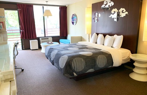 Ozark Hotel | Oxford Inn Ozark