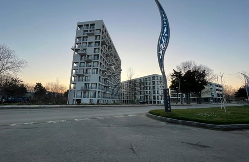 Jupiter Apartment | Oxygen Residence D3