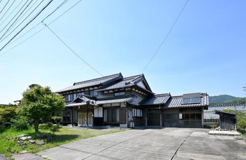 Tarui Apartment | Oyakata Sekigahara, near the Tokugawa Ieyasu Battle of Sekigahara and Nakasendo, 8LDK, 1 building for rent