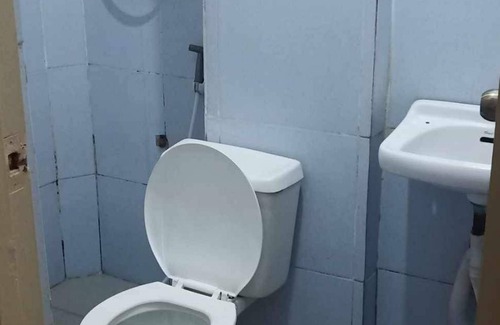 Bacoor City Hotel | OYO 1026 Evita Hotel Bacoor