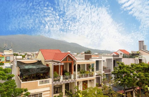 Tho Quang Beach Hotel | OYO 1069 MT House Homestay