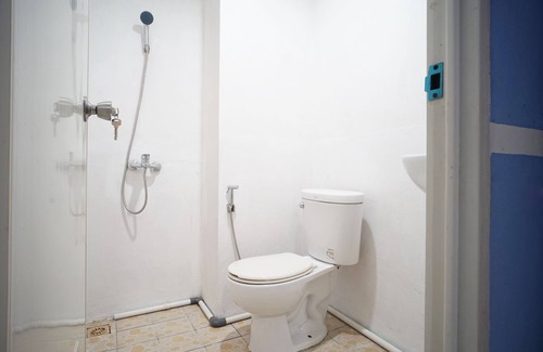 Balikpapan Hotel | OYO 1272 Grand Garuda Guest House