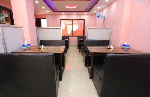 Sinamangal Hotel | OYO 137 Hotel Pranisha Inn