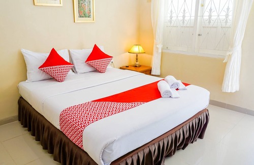 Ciwidey Hotel | OYO 1785 Villa Jeruk Ciwidey