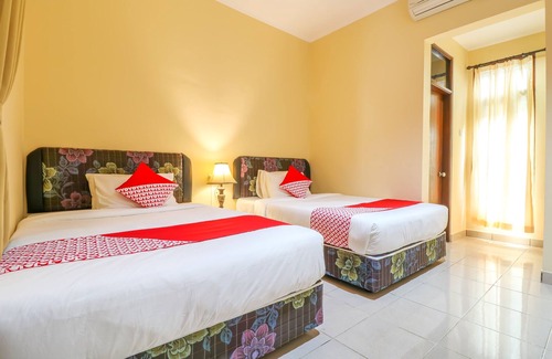Gatot Subroto Hotel | OYO 2280 Wisma Guntur II
