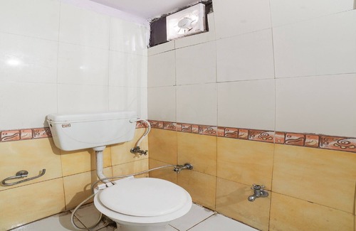 Katra Hotel | OYO 22932 Hotel Shiv Shanker