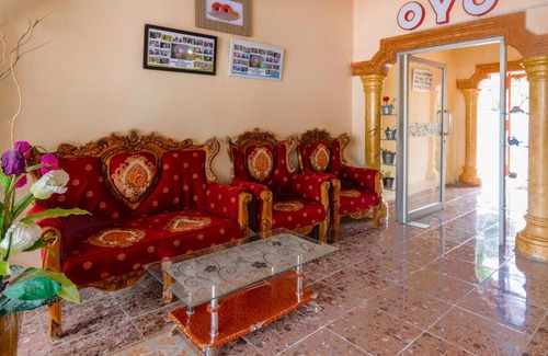 Parapat Hotel | OYO 3275 Hotel Harapan Isyes