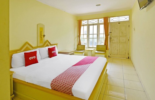 Purwokerto Hotel | OYO 3722 Hotel Mutiara