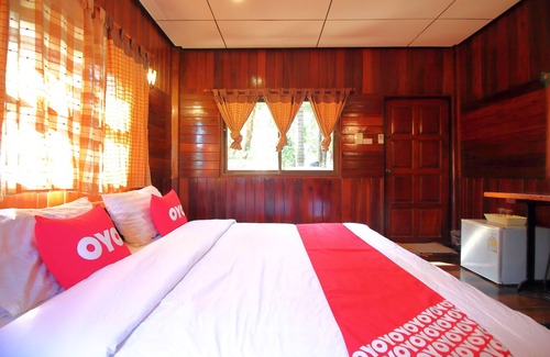 Kamphaeng Saen Hotel | OYO 476 Ban Rimnam Resort