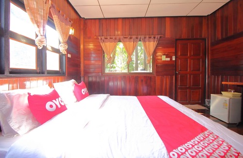 Kamphaeng Saen Hotel | OYO 476 Ban Rimnam Resort