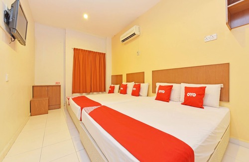 Taman Merdeka Hotel | OYO 582 Hotel Walk Inn