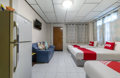 Ban Bang Saen Hotel | OYO 75322 Tha Burapa Resort Bangsaen