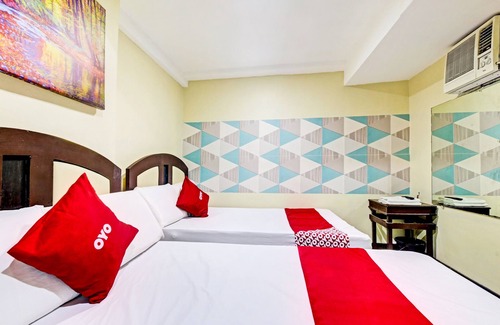 Sampaloc Hotel | OYO 894 Cosmo Hotel P Campa Manila