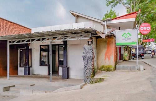 Lembang Hotel | OYO 90025 Pondok Pesona Lembang