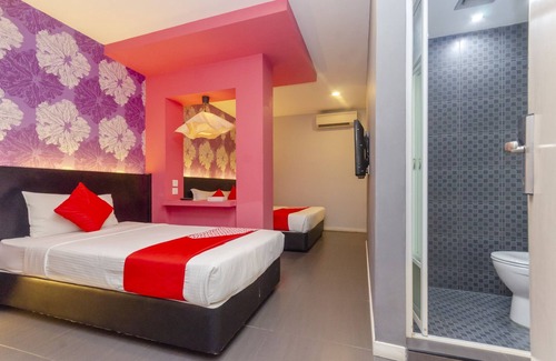 Taman Johor Jaya Hotel | OYO 902 Rooms Boutique Hotel