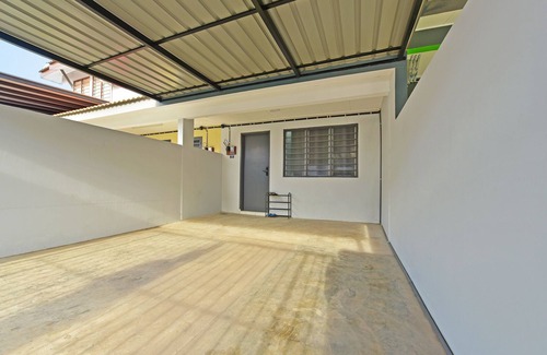 Segamat House | OYO 90493 JL Homestay