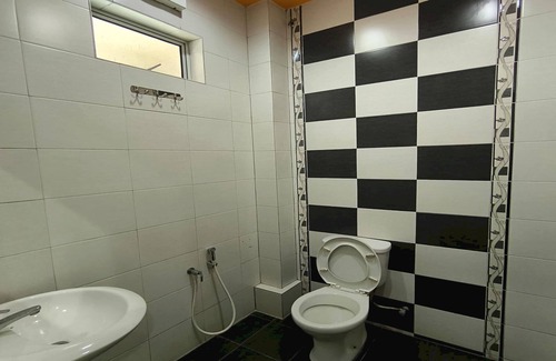 Nibong Tebal Hotel | OYO 90906 Rumah Rehat Awana