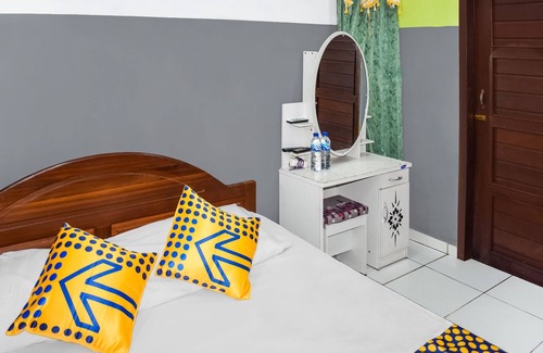 Borneo Hotel | OYO 91147 Penginapan Widodo