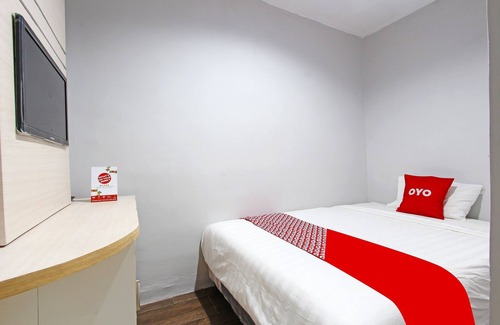 West Semarang Hotel | OYO 91531 Dreamstay 2 NearLawang Sewu