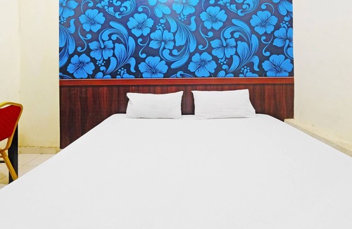 Palopo Hotel | OYO 91538 Wisma Idola Palopo