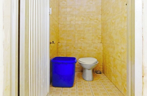 Palopo Hotel | OYO 91538 Wisma Idola Palopo