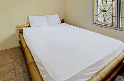 Muncan Hotel | OYO 92197 Zahira Homestay Near Ekas Surf School and Service