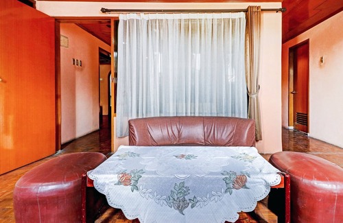 Wonogiri Hotel | OYO 92287 Hotel Aji Mantoro
