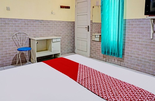 Kanigoro Hotel | OYO 92359 Kost Maluku 36 Family Residence