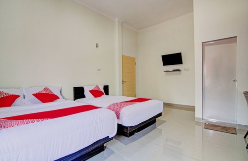 Pasir Pengaraian Hotel | OYO 92497 Penginapan Pasir Indah SyariahNearMonument Park City Sand Pengaraian