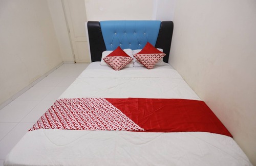 Lubuk Baja Hotel | OYO 93130 Baloi Homestay