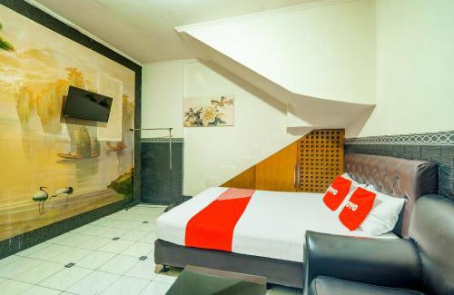 Duren Sawit Hotel | OYO 93132 Modom Homestay Near RS Islam Jakarta Pondok Kopi