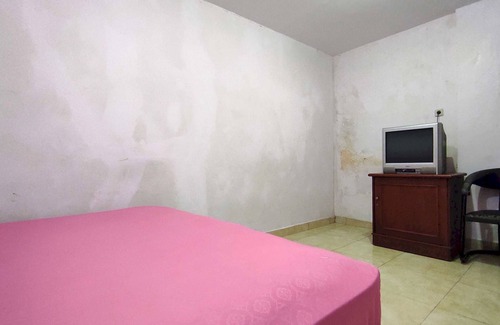 Kendari Hotel | OYO 93299 Homestay Aqsa