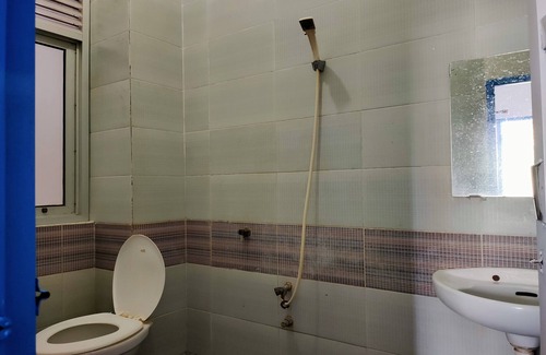 Kendari Hotel | OYO 93650 Pondok Baruga 777 Near Sarewo Musik Studio Kendari