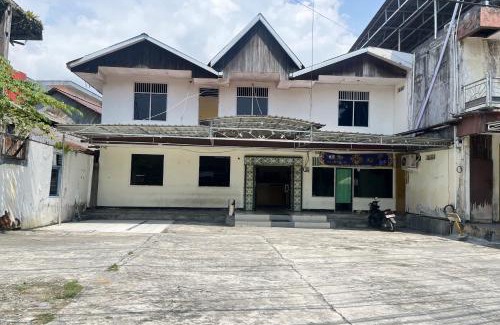 Marabahan Hotel | OYO 93752 Aglo Homestay NearYani Heahlerr
