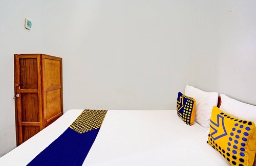 Cibaduyut Hotel | OYO 93940 Apartemen Mekarwangi Square By Lina