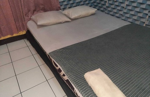 Linggajati Hotel | OYO 94022 Guest House Ayomi Syariah