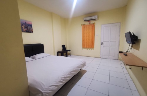 Samarinda Hotel | OYO 94252 Rama Homestay
