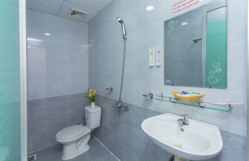 Lien Chieu House | OYO 962 Tulip Motel