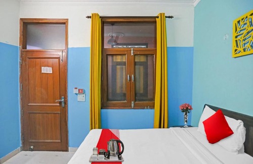 Baraula Hotel | OYO Flagship 70047 Shri Balaji Homes