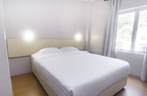 Kampong Raja House | OYO Home 90550 Hne Homestay