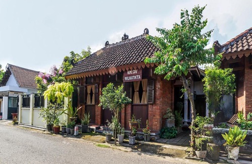 Bejijong Hotel | OYO Homes 90948 Desa Wisata Kampung Majapahit