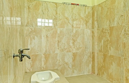 Bulukerto Hotel | OYO Homes 91095 Desa Wisata Conto