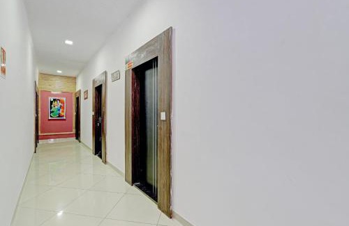 Gandhinagar Hotel | OYO Hotel Mahima