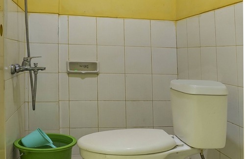 Prabumulih Hotel | OYO Life 91027 Note Hotel Syariah